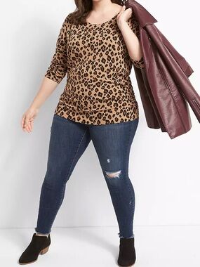 Lane Bryant Tan Leopard Scoop Neck Sweater with Black Spots. Size 14/16.